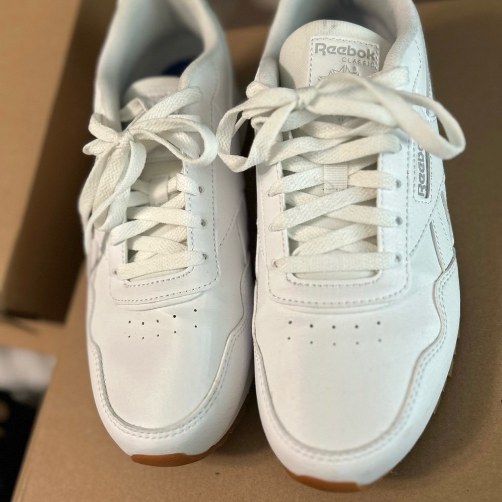 Women’s reeboks